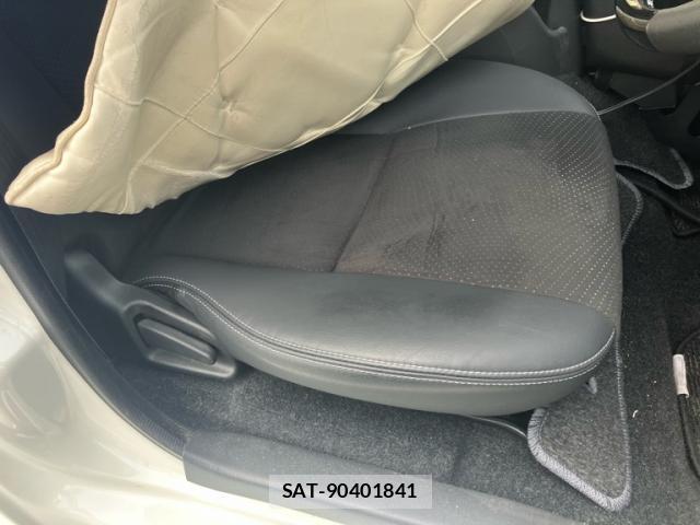 Toyota HIACE VAN 2020-05 8813344-8