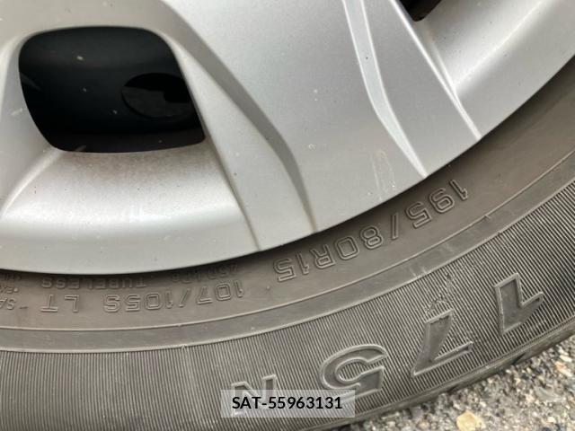 Toyota HIACE VAN 2006-09 8813480-3