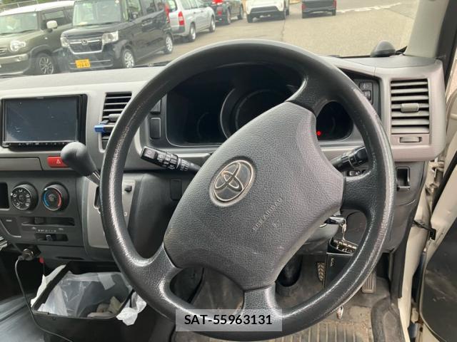 Toyota HIACE VAN 2006-09 8813480-9