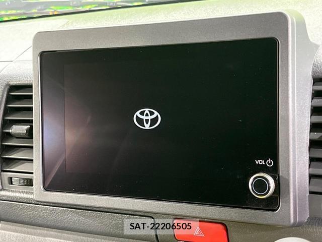 Toyota HIACE VAN 2026-05 8814196-2