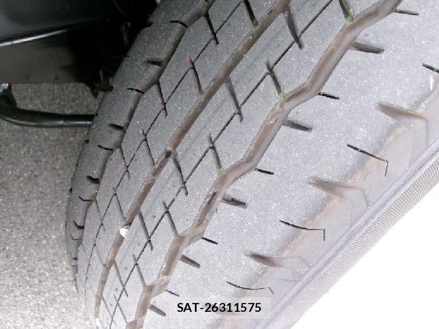 Toyota HIACE VAN 2026-07 8814561-5