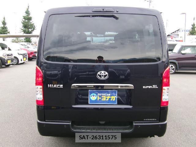 Toyota HIACE VAN 2026-07 8814561-7
