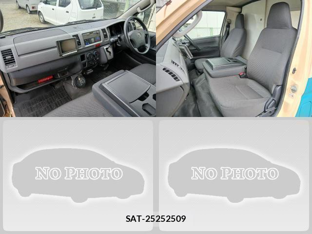 Toyota HIACE VAN 2011-08 8814915-6