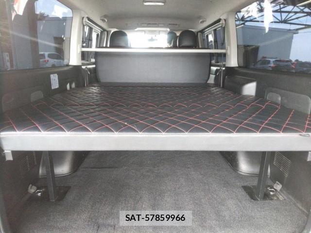Toyota HIACE VAN 2014-12 8814963-2