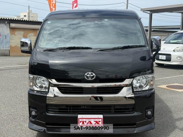 Toyota HIACE VAN 2023-08 8815166-13