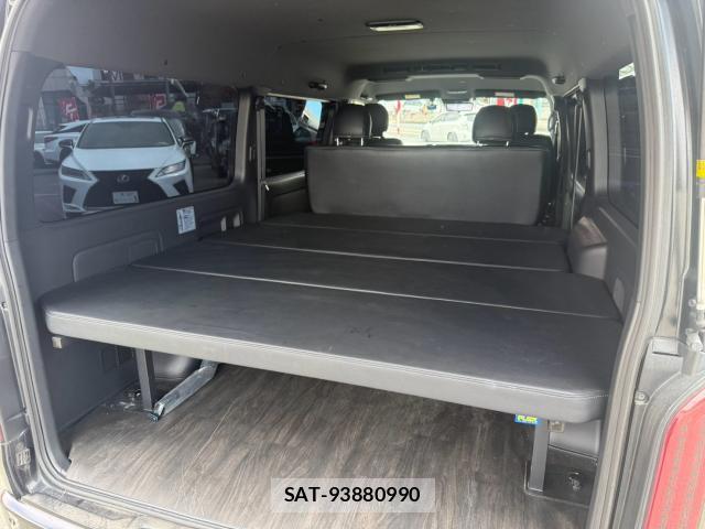 Toyota HIACE VAN 2023-08 8815166-15