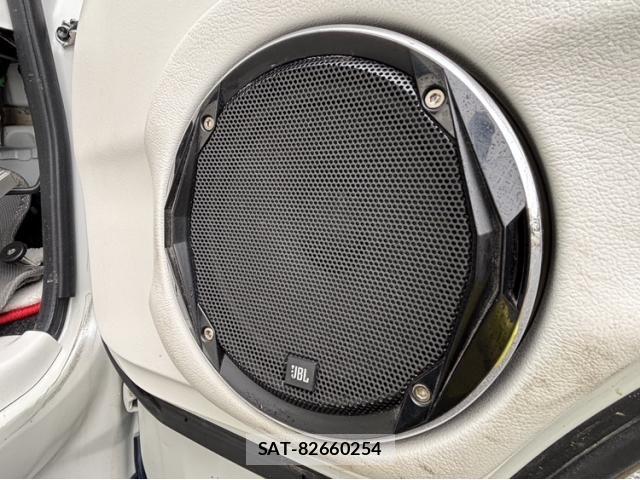 Toyota HIACE VAN 2018-09 8815169-14