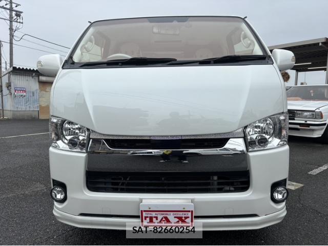 Toyota HIACE VAN 2018-09 8815169-18