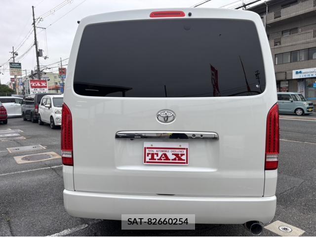 Toyota HIACE VAN 2018-09 8815169-19