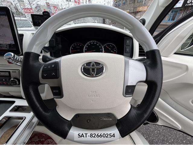 Toyota HIACE VAN 2018-09 8815169-9