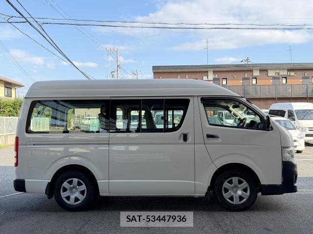 Toyota HIACE VAN 2012-04 8815846-14
