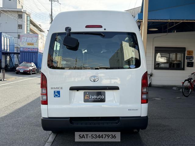 Toyota HIACE VAN 2012-04 8815846-15