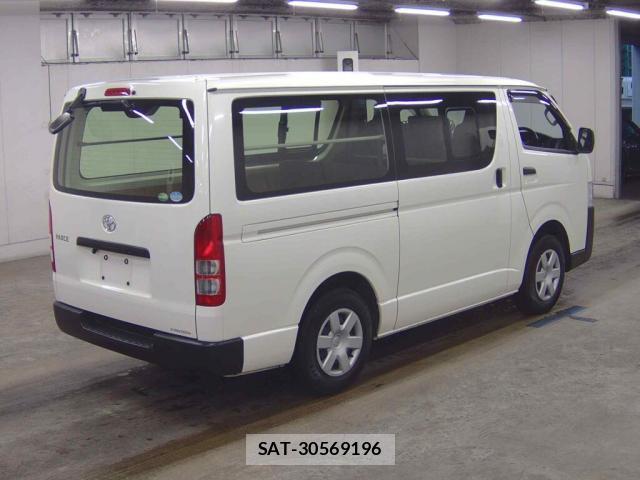 Toyota HIACE VAN 2020-08 8816002-5