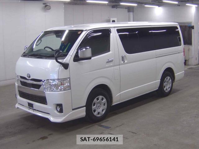 Toyota HIACE VAN 2021-11 8816024-3