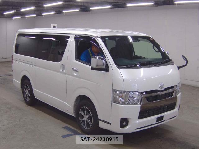 Toyota HIACE VAN 2026-03 8816049-0