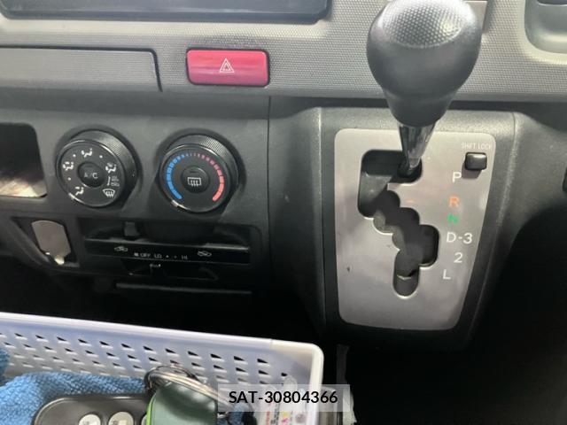 Toyota HIACE VAN 2008-05 8816275-16