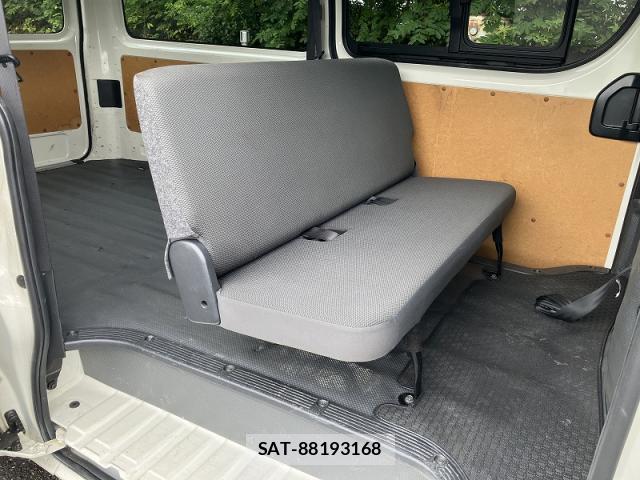 Toyota HIACE VAN 2021-08 8816424-5