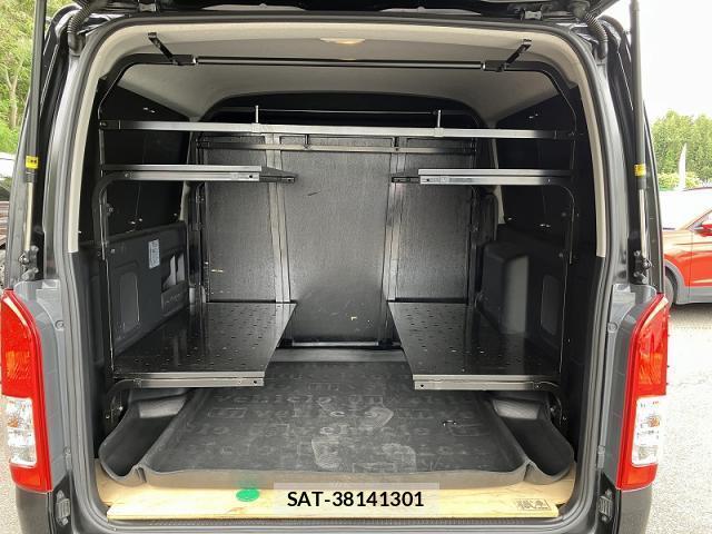 Toyota HIACE VAN 2017-02 8816425-6
