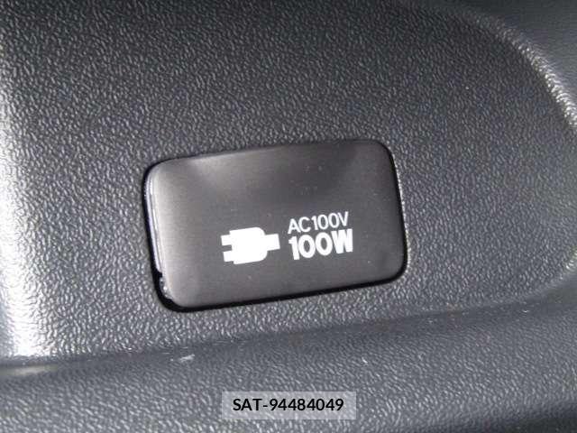 Toyota HIACE VAN 2026-08 8816958-14