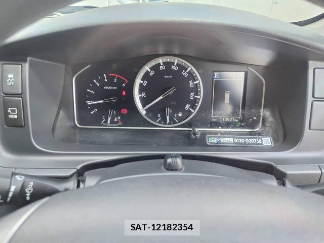 Toyota HIACE VAN 2022-03 8817629-16
