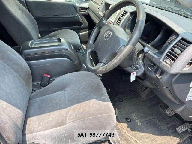 Toyota HIACE WAGON 2012-12 8812598-3