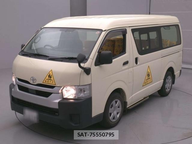 Toyota HIACE WAGON 2021-02 8812619-0