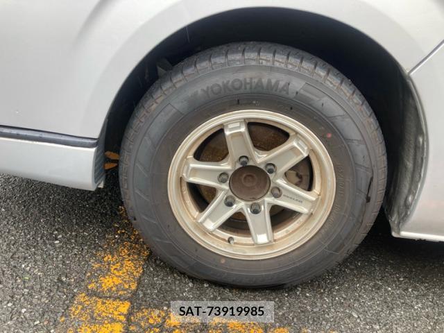 Toyota HIACE WAGON 2014-05 8813247-12