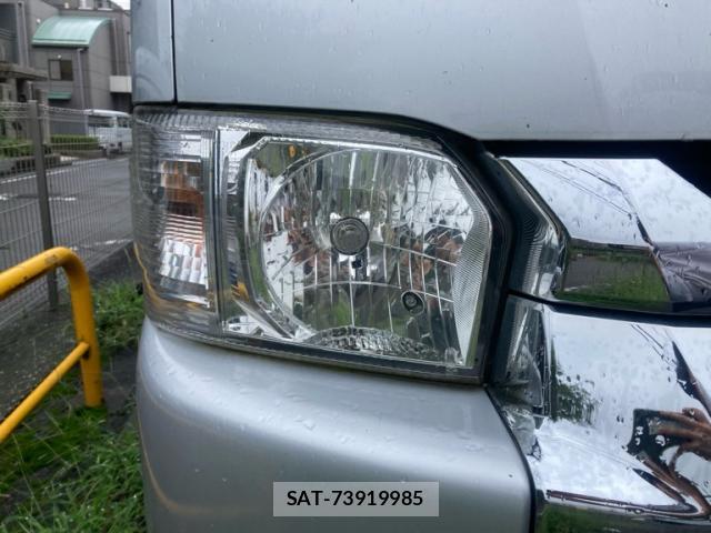 Toyota HIACE WAGON 2014-05 8813247-13