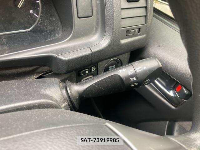 Toyota HIACE WAGON 2014-05 8813247-15