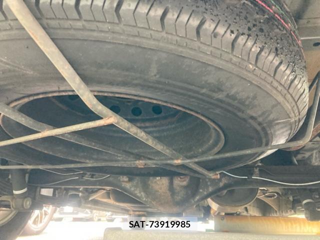 Toyota HIACE WAGON 2014-05 8813247-6