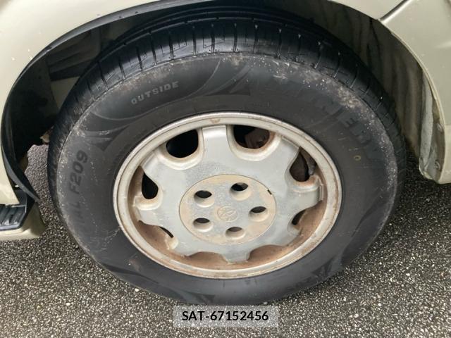 Toyota HIACE WAGON 2001-01 8813355-3