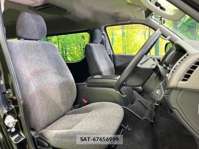 Toyota HIACE WAGON 2010-09 8815762-7