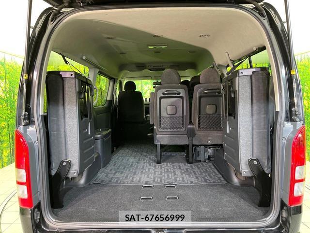 Toyota HIACE WAGON 2010-09 8815762-8