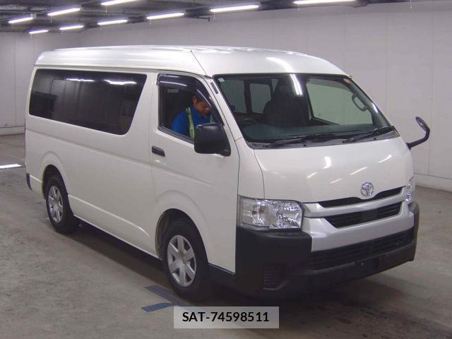 Toyota HIACE WAGON 2020-10 8815972-0