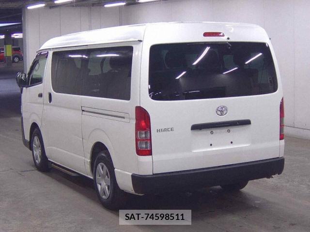Toyota HIACE WAGON 2020-10 8815972-1