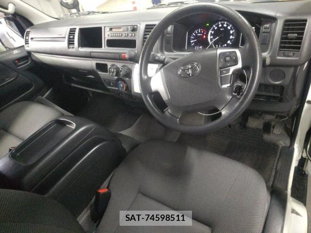 Toyota HIACE WAGON 2020-10 8815972-2