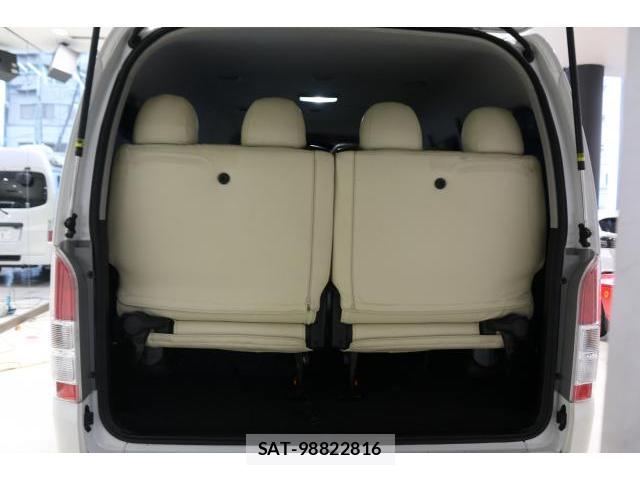 Toyota HIACE WAGON 2020-09 8817300-18