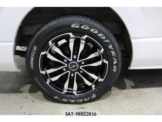 Toyota HIACE WAGON 2020-09 8817300-19