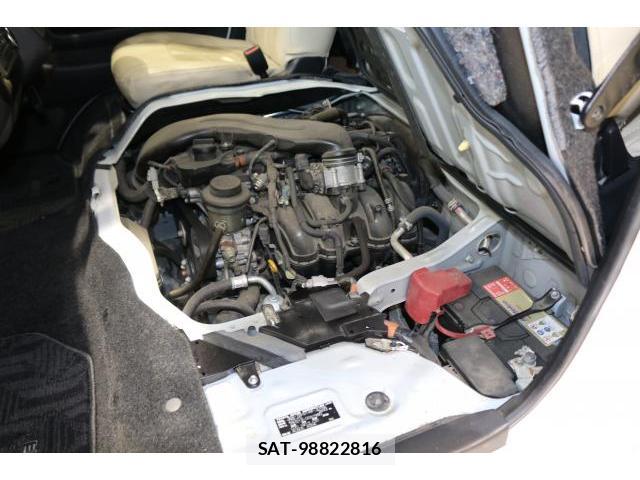 Toyota HIACE WAGON 2020-09 8817300-7
