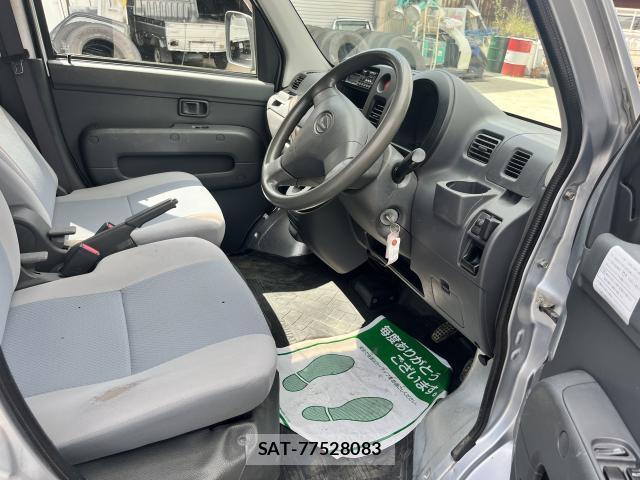 Daihatsu HIJET CARGO 2010-03 8812502-14