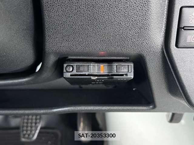 Daihatsu HIJET CARGO 2021-08 8813098-12
