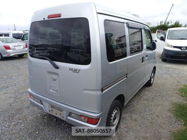 Daihatsu HIJET CARGO 2021-08 8813833-2