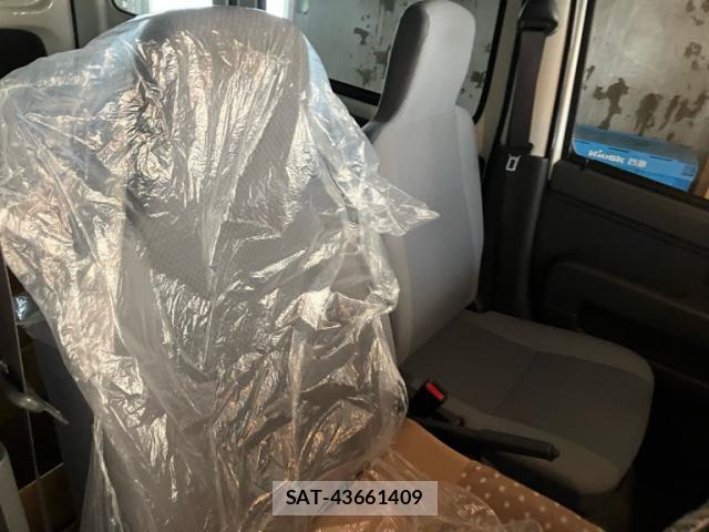 Daihatsu HIJET CARGO 2011-12 8814079-14