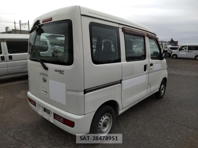 Daihatsu HIJET CARGO 2016-08 8815338-2