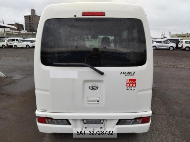 Daihatsu HIJET CARGO 2019-09 8815340-3