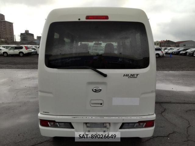 Daihatsu HIJET CARGO 2019-08 8815348-3