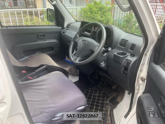 Daihatsu HIJET CARGO 2015-07 8816375-14