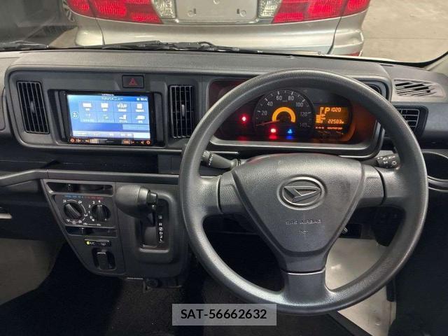 Daihatsu HIJET CARGO 2019-08 8816433-4