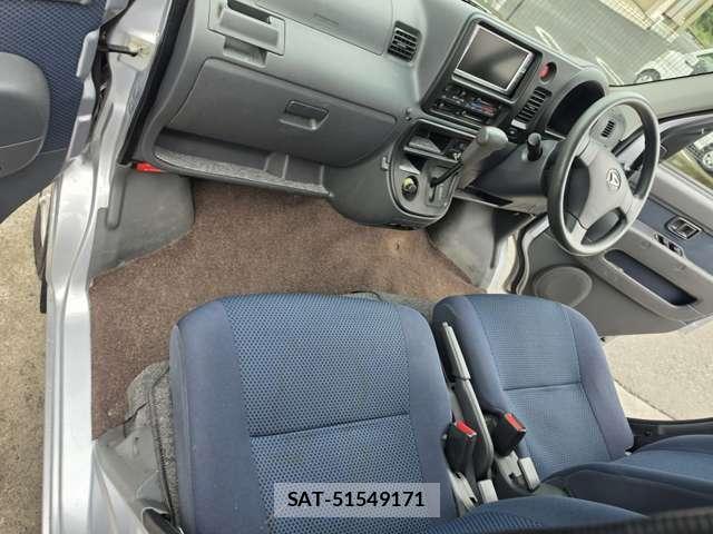 Daihatsu HIJET CARGO 2012-02 8816964-17