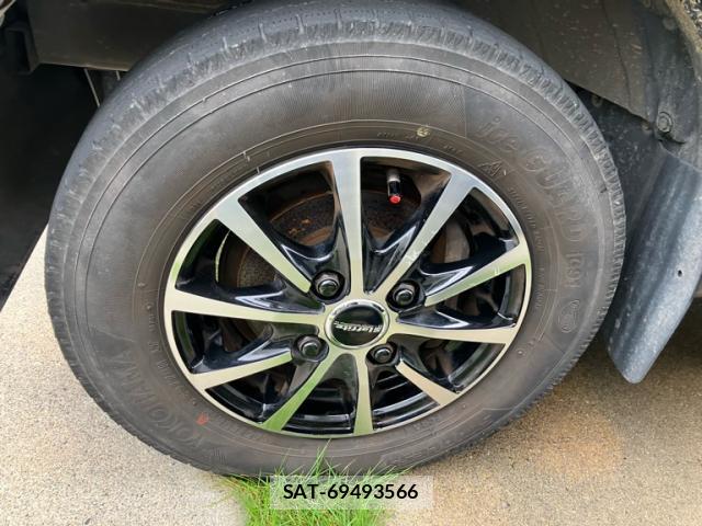 Daihatsu HIJET CARGO 2014-05 8817456-5